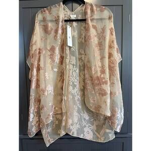 NEW WOVEN HEART women's kamodo top in peachy baise